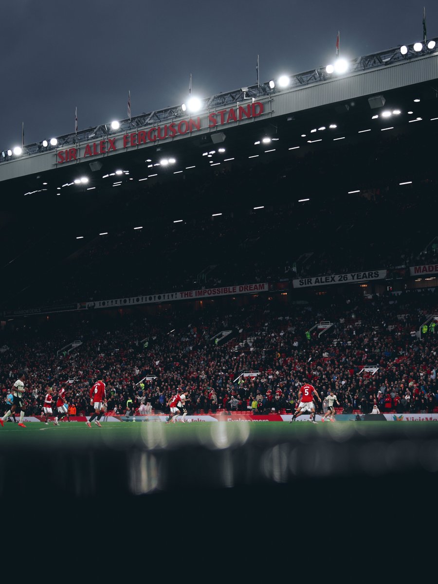 ManUtd's tweet photo. 🔙🔜 https://t.co/2b6TTKRFLo