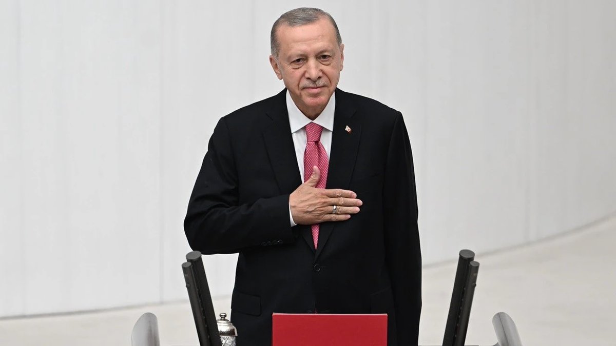 osmkya06's tweet photo. TBMM Başkanımız Sayın Numan KURTULMUŞ’un nazik davetleri üzerine, Türkiye Büyük Millet Meclisi’nin 28. Dönem 5. Yasama Yılı açılışına katılım sağladım.

Milletimizin iradesinin tecelligâhı olan Gazi Meclisimizin yeni yasama yılının ülkemiz ve milletimiz için hayırlara vesile olmasını temenni ediyorum.

Yeni yasama döneminde gerçekleştirecekleri çalışmalar ve alacakları kararlar dolayısıyla tüm milletvekillerimize kolaylıklar ve başarılar diliyorum.

TBMM Başkanımız Sayın Numan KURTULMUŞ’a nazik davetleri için teşekkür ediyorum.