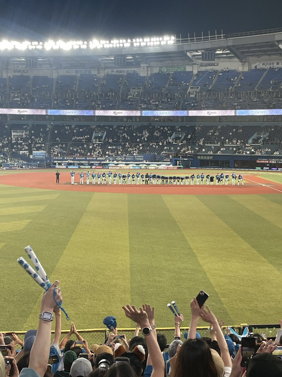 shima35669479's tweet photo. 今シーズン最後のハムほー

今年マリンスタジアム生観戦不敗 https://t.co/F6mqBuodrL