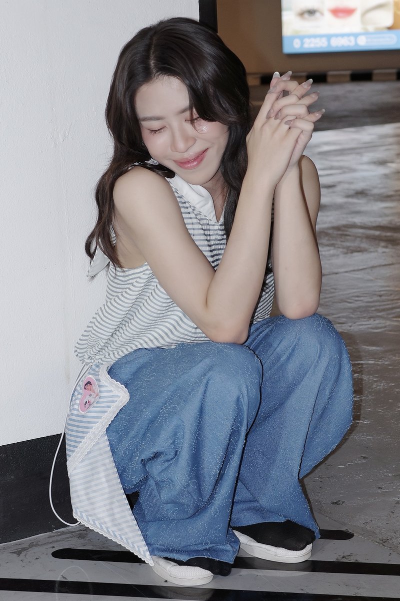 DICE_SONRAY's tweet photo. ขอบคุณ #KlosetEtcetera ที่ชวนเบบี๋ #APOwachirakon มาร่วมงาน THE LITTLE MERMAID Brand : Kloset Etcetera นะคับ 🫧 The cutest thing ever. 💖✨
#KlosetEtceteraxAPO
#TheLittleMermaid #PrincesCollection
#DICERED #DICE_SONRAY https://t.co/1fQA9MIhjz
