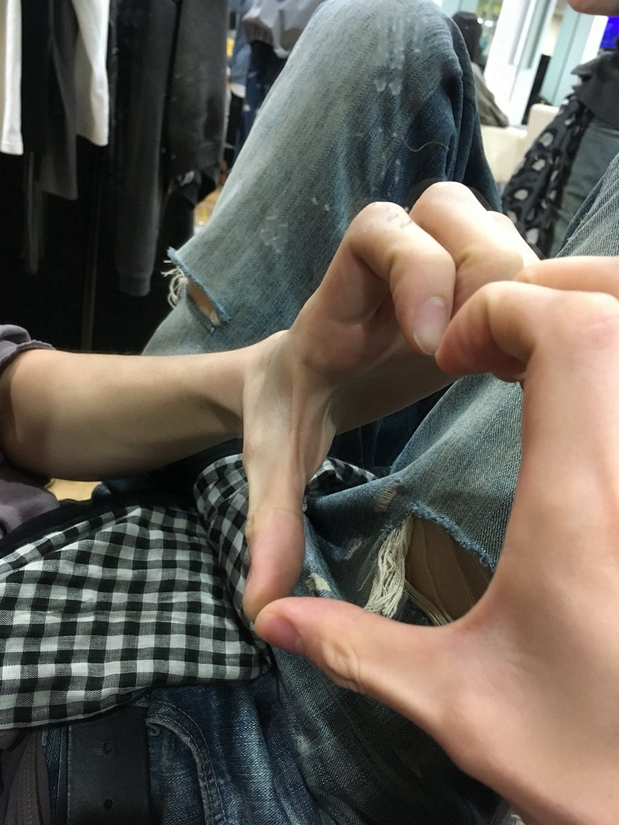leeehanii_'s tweet photo. 물프들 배경화면 왔다 https://t.co/P4jYNSmKHv