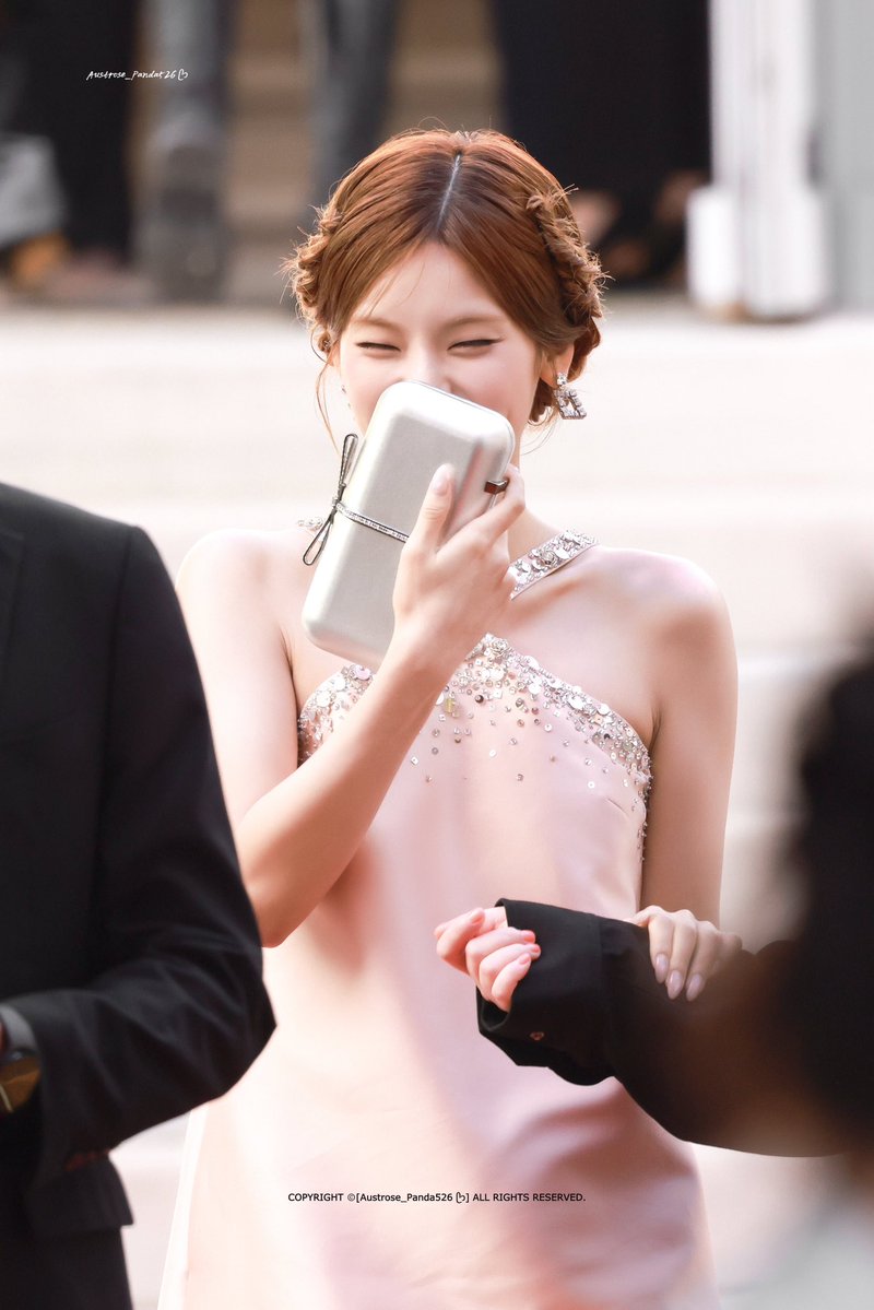 mid_zy_'s tweet photo. 아 사귐통... https://t.co/kizwSAWEwU