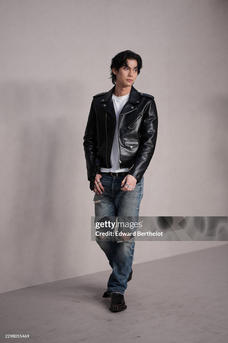pmxvc_'s tweet photo. Street Style - Paris Fashion Week - Womenswear Spring/Summer 2027 - Day 3

PARIS, FRANCE - SEPTEMBER 30: Bright wears wavy black jaw-length hair, a black shiny leather biker jacket, a white crew-neck t-shirt, light blue distressed straight-leg denim jeans, black shiny leather cowboy boots shoes, outside Acne Studios, during Paris Fashion Week - Womenswear Spring/Summer 2027, on September 30, 2026 in Paris, France (Photo by Edward Berthelot/Getty Images)

🔗 https://t.co/UBtU5aVb57
🔗 https://t.co/ZJKCQZs6a4
🔗 https://t.co/yAjE2LiQh9
🔗 https://t.co/aVMQOBD18N

BRIGHT WITH ACNE STUDIOS
#AcneStudiosSS27xBRIGHT
#AcneStudiosSS27
#AcneStudios
#bbrightvc