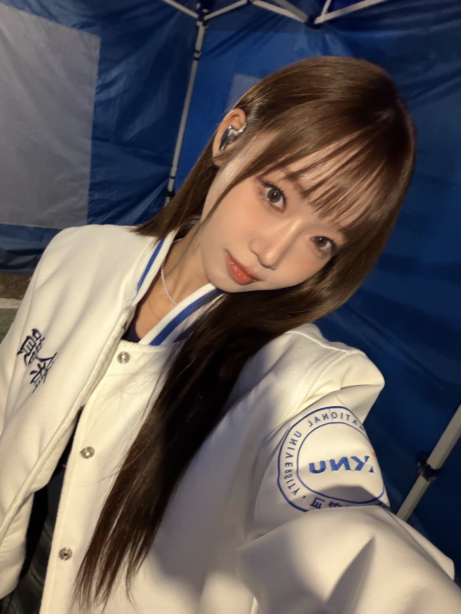 CYooJung_offcl's tweet photo. [📸]

261001 2026 강원대학교 원주캠퍼스 대동제

#최유정 #CHOIYOOJUNG https://t.co/fnhJvF7Q4b