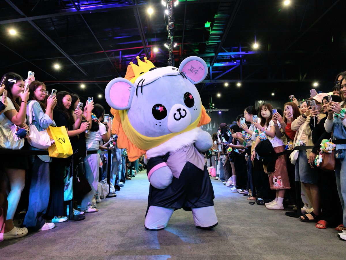 _lookkhunnoo's tweet photo. ฝึกเปนคนดังคับจี๊ดดดดดด 🦁🐭

#GMMTVFANIVAL2026HappyFamily
#LOOKKHUNNOO https://t.co/2pO3O9dB3N