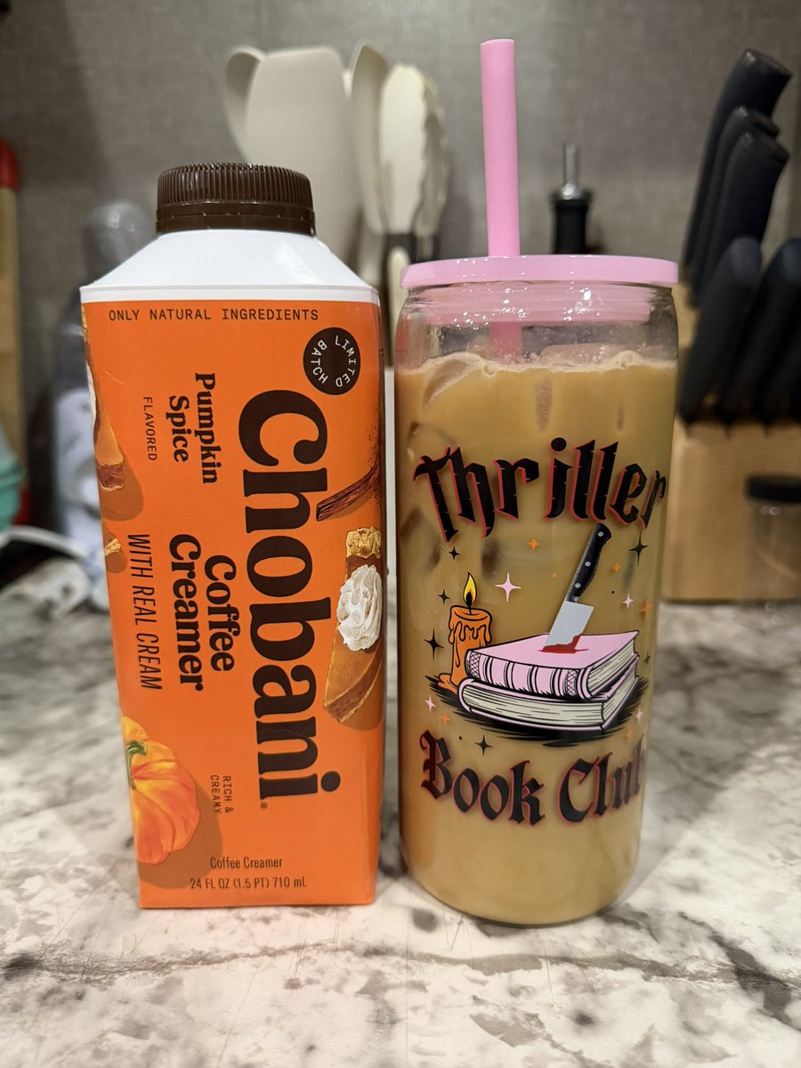 thattugglife's tweet photo. National Pumpkin Spice Day kicks off my birthday month!
Coincidence?? I think NOT! 🙌🏼🎃
Happy October, my Spooky babes!!
#teampsl #pumpkinspicelife #nationalpumpkinspiceday https://t.co/Yg3hTCvL73