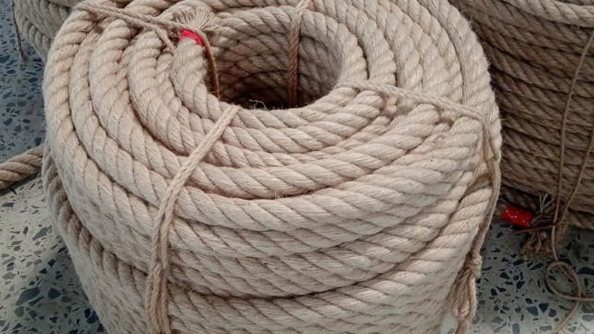 RELIANCEINdf's tweet photo. VOT JUTE ROPE - Natural Strength, Sustainable Choice!

Made from natural jute fiber and vegetable-oil-treated for an eco-conscious alternative to conventional rope. https://t.co/kgO16yn9Xh