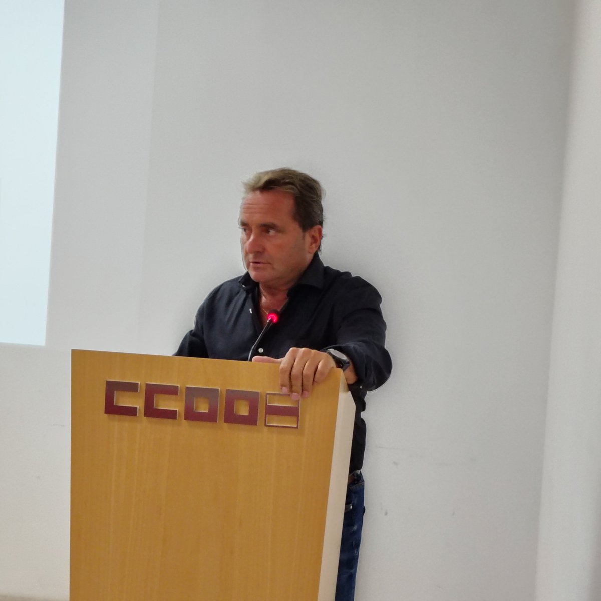 ccooand_FI's tweet photo. Finaliza Consejo CCOO Industria Andalucia y Comité Secciones Sindicales‼️
Se debate y analiza temas como Salarios, Vivienda, Convenios, Elecciones Sindicales, Empleo y Futuro industrial en Andalucia.
Acuden mas 50 Secciones Sindicales 
💪Condiciones Labores ‼️ https://t.co/uff1BARf2p