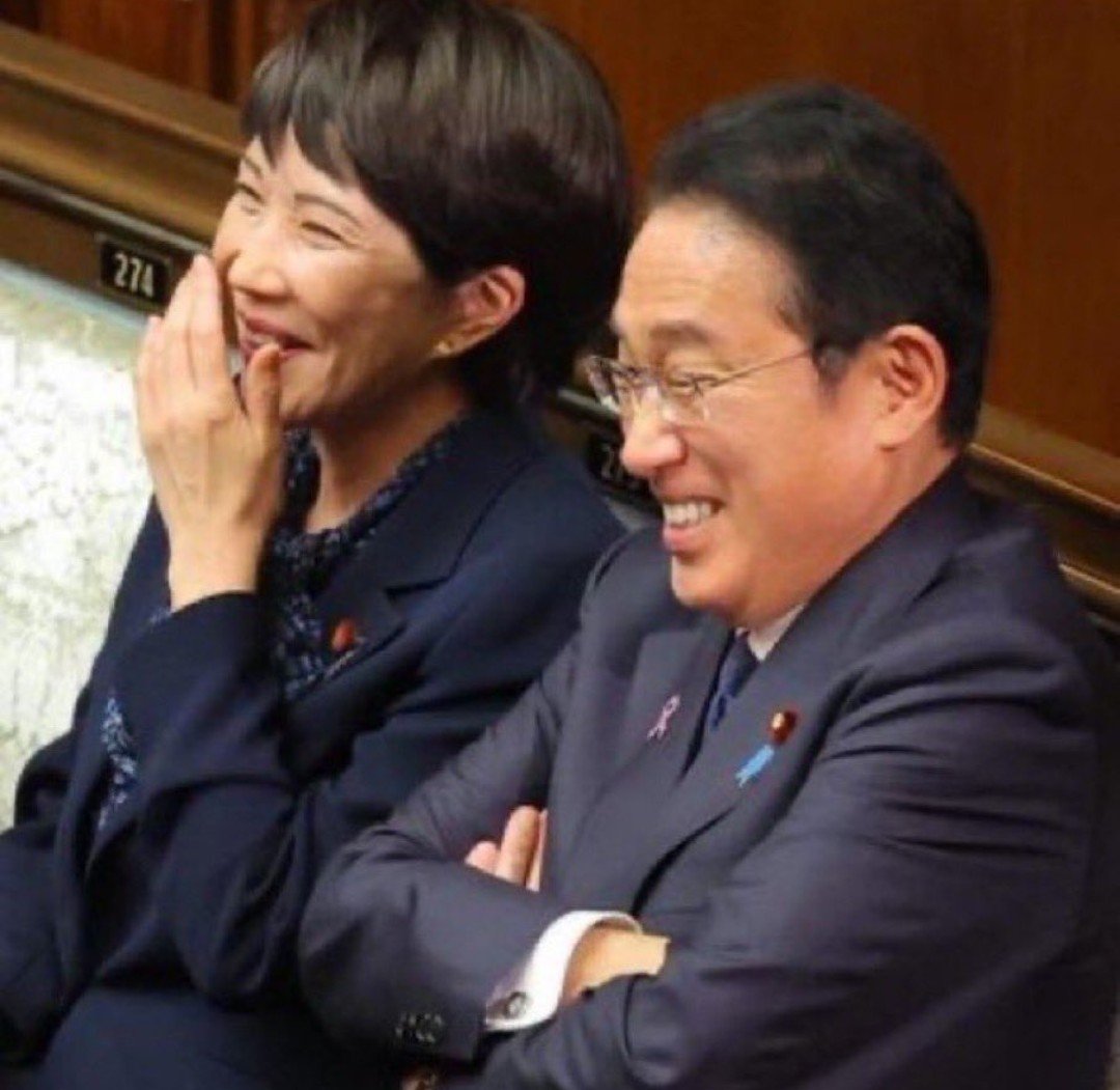 unclepar1973's tweet photo. @danielchannel 自分たちだけ優雅に暮らして
国民からは１円でも多く搾取する。
奴隷制度、階級社会、格差社会が完成している。 https://t.co/t9WBEI2E5M