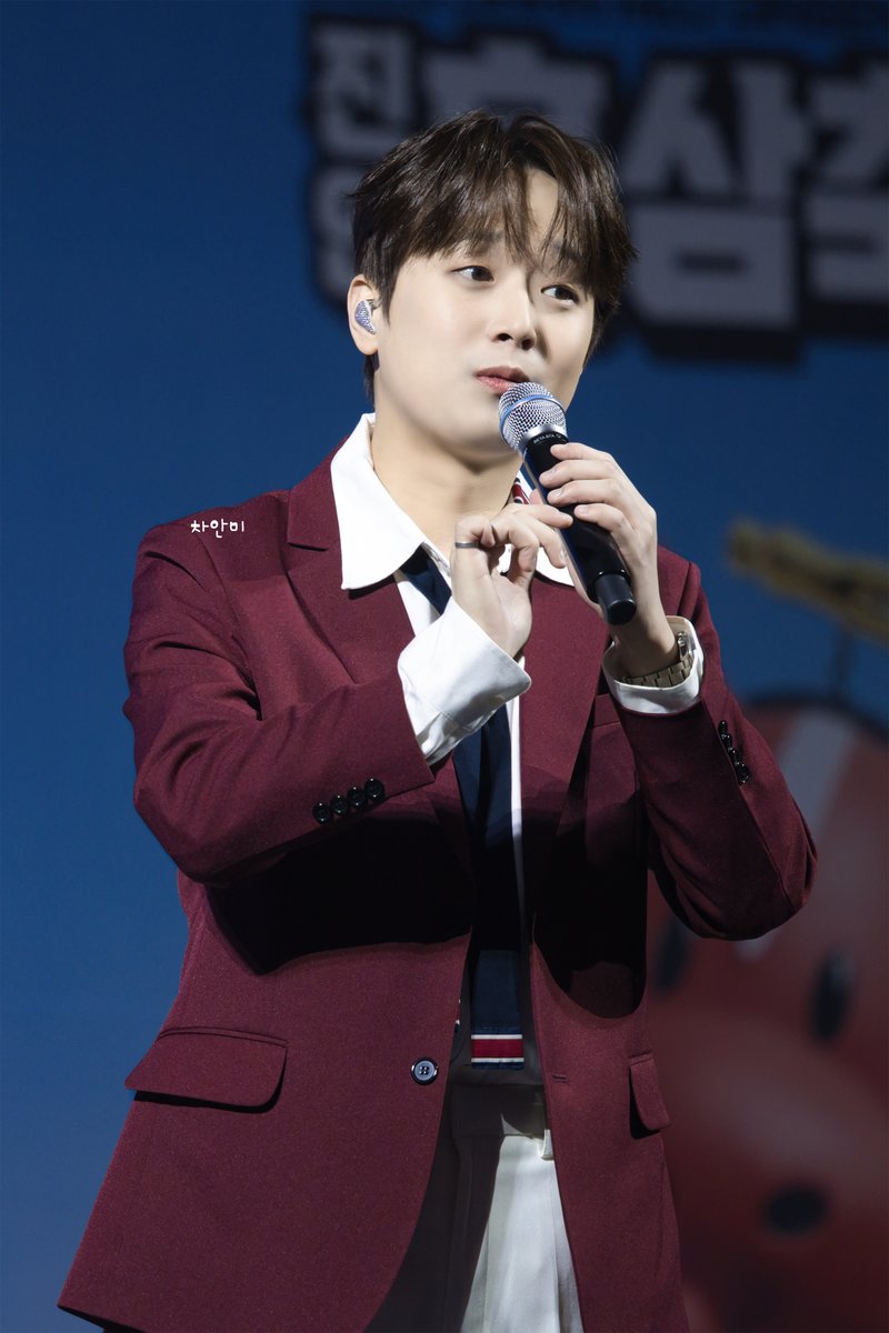 cha_anmi_2's tweet photo. 26/09/20  이모저모 사진4장#이찬원 #LeeChanWon #진안홍삼축제  (사진모음6) https://t.co/mqlTOOeSyP