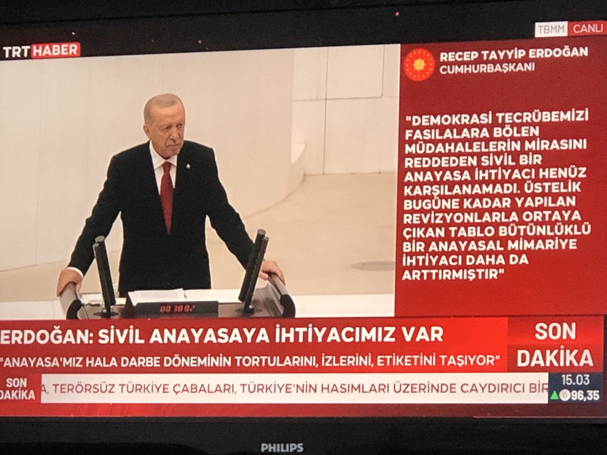 dilekaydoslu's tweet photo. Sayın Cumhurbaşkanımız @RTErdogan :
“Fon meselesini süratle çözüyoruz”
“Kimsenin hakkını kimseye yedirmeyiz”
“Her siyasi partinin önceliği Türkiye olmalıdır”
“Cephe siyasetinin raf ömrü dolmuştur”
“Terör bitme noktasına geldi”
“Sivil anayasa ihtiyacımız var”
#DaimaMilletle https://t.co/AnPcM2bB42
