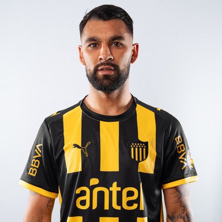 FTrucce18's tweet photo. En Peñarol presumen que la lesión de Franco Romero en el posterior derecho sea un desgarro. Sería la segunda lesión muscular del futbolista desde su llegada al Carbonero.

Tendrá estudio para confirmar el grado de lesión y definir su tiempo de recuperación. https://t.co/zjx0zeg9Rh