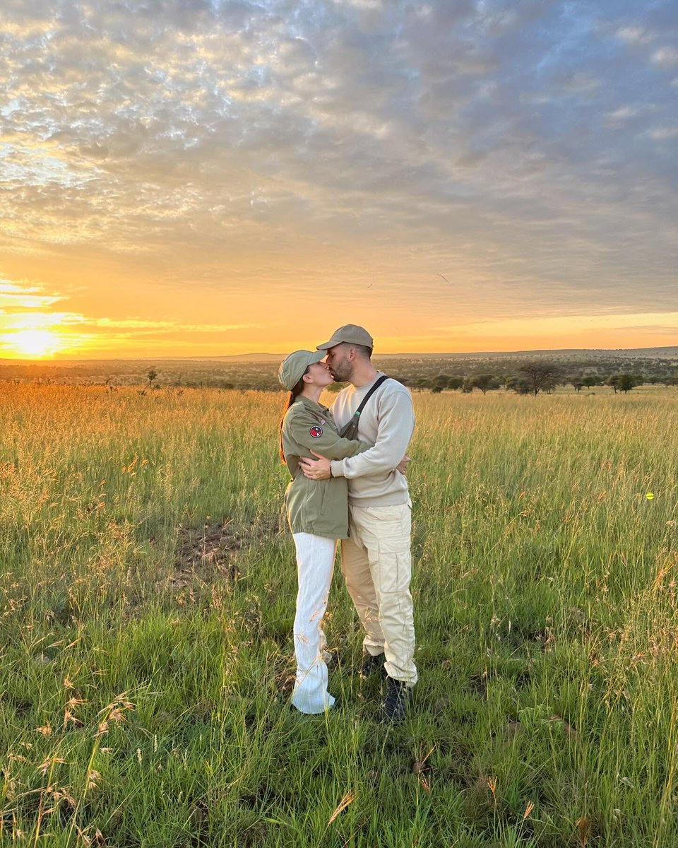 celeste_19's tweet photo. African Golden light

📩tour@magilani-safaris. com

🌍 

Link in Bio

#safari #tanzania #safarilive #safarilife #safarilover #love #adventure #africa #lion #africasafari #photosafari #africansafari #agenziediviaggi #luxurysafari https://t.co/syPjzCFLU3