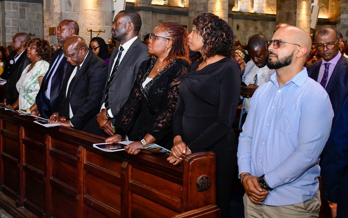 BravinYuri's tweet photo. H.E Edwin Sifuna at the requiem mass of the late Mwalimu Jackson Karua this afternoon at the All Saints Cathedral, Nairobi. https://t.co/IDBfoK7rMG
