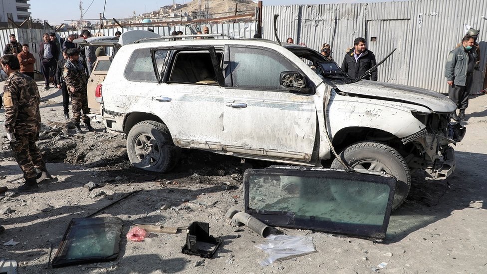 foroughbash's tweet photo. Perhaps the Taliban should be blamed for harboring terrorists and conducting their Lar o bar activities in the southern border of Afghanistan. It’s no news that Taliban has historically cooperated with terrorists (Al Qaeda) and put the security of Af at risk through car bombs. https://t.co/ucxXdQLTRS