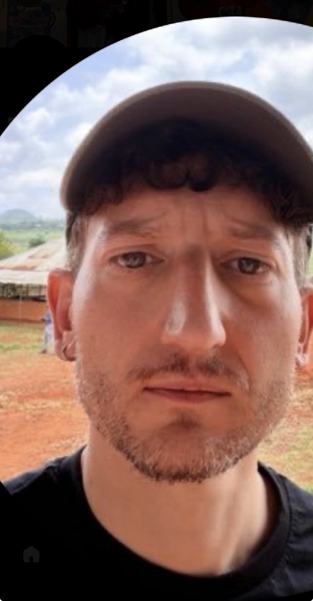 OGCWHU's tweet photo. @PhilipProudfoot 🤣🤣🤣🤣🤣🤣🤣 👃 👃 👃 
Could smoke a cigarette in the shower this prick https://t.co/VSK6Yj4IlH