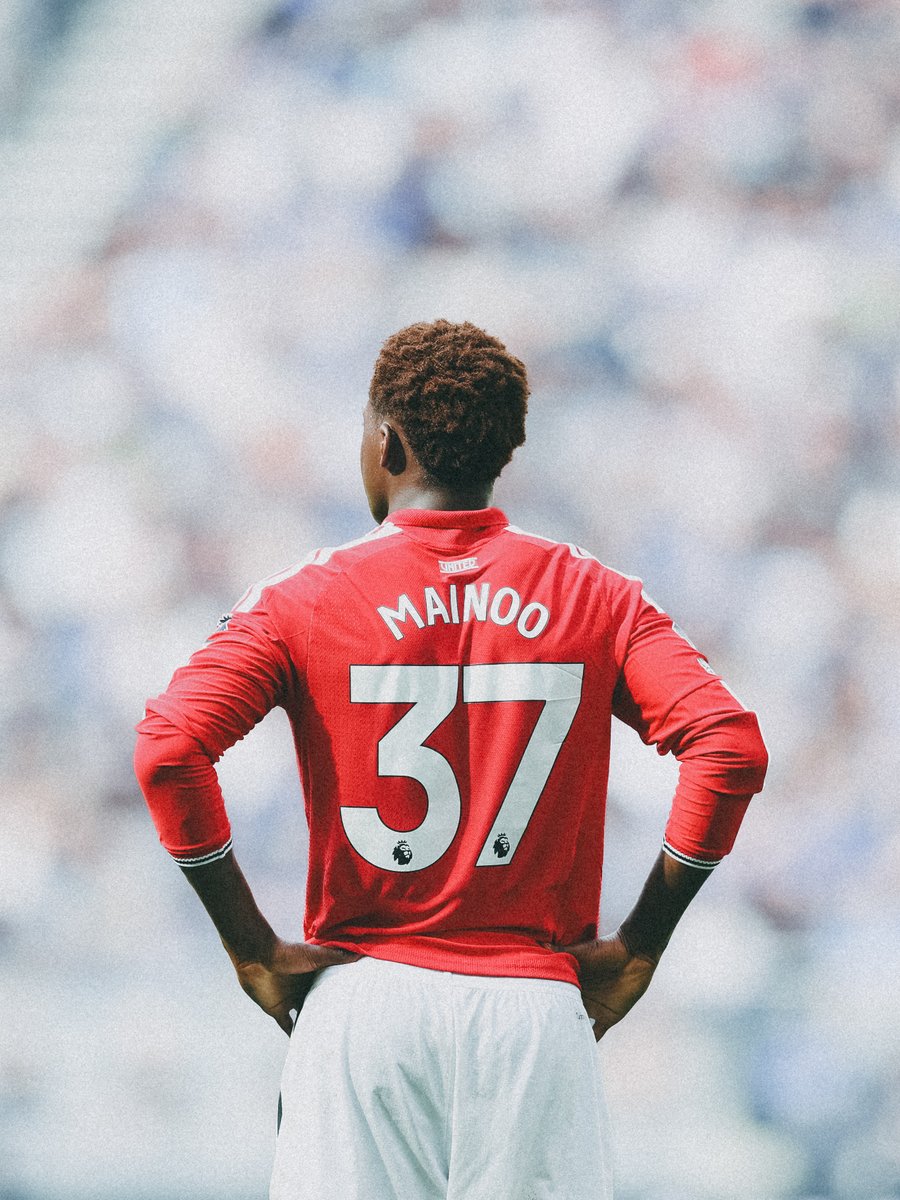 ManUtd's tweet photo. 👑 https://t.co/7c2CpOreu2