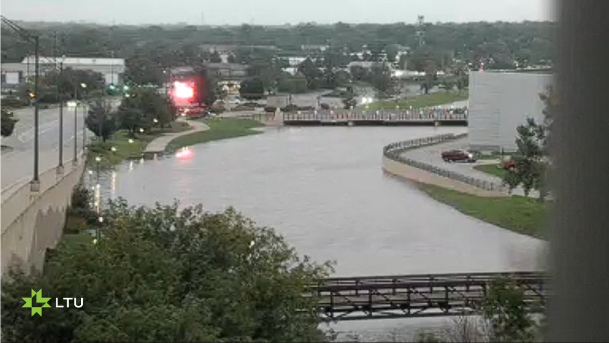 WxRentschler's tweet photo. Sun is up and now we can REALLY see just how high the water is here in Lincoln.

Check out these shots from the LTU traffic cameras near Antelope and Salt Creek. Wow! #LNKwx https://t.co/5zmHw70hK7