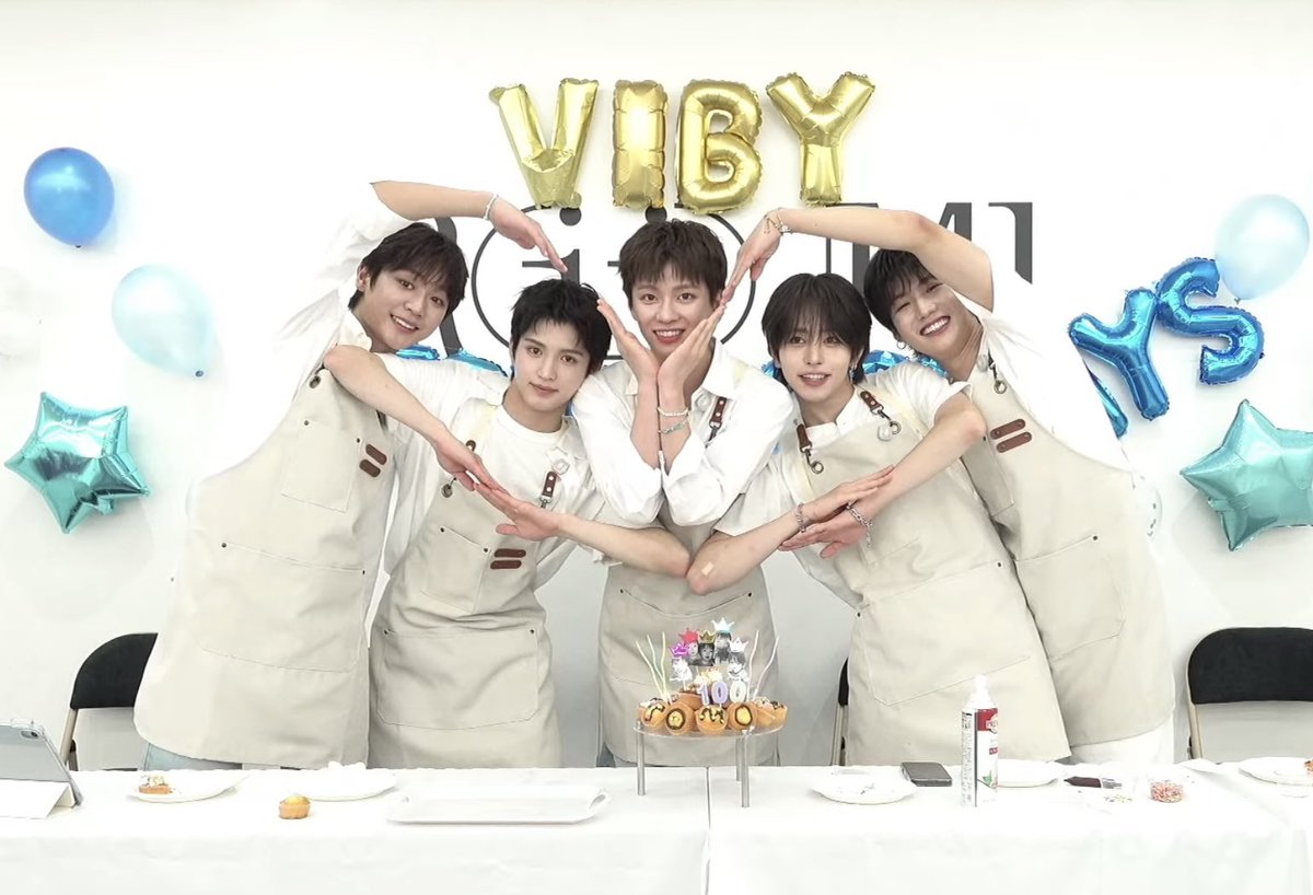 fiveviby's tweet photo. 261001
YouTube Live

100日❤️🩵🩷💛💜

#VIBY_DEBUT_100DAYS
#VIBY #バイビー
#RiiMJ https://t.co/SFaZTNzpkd