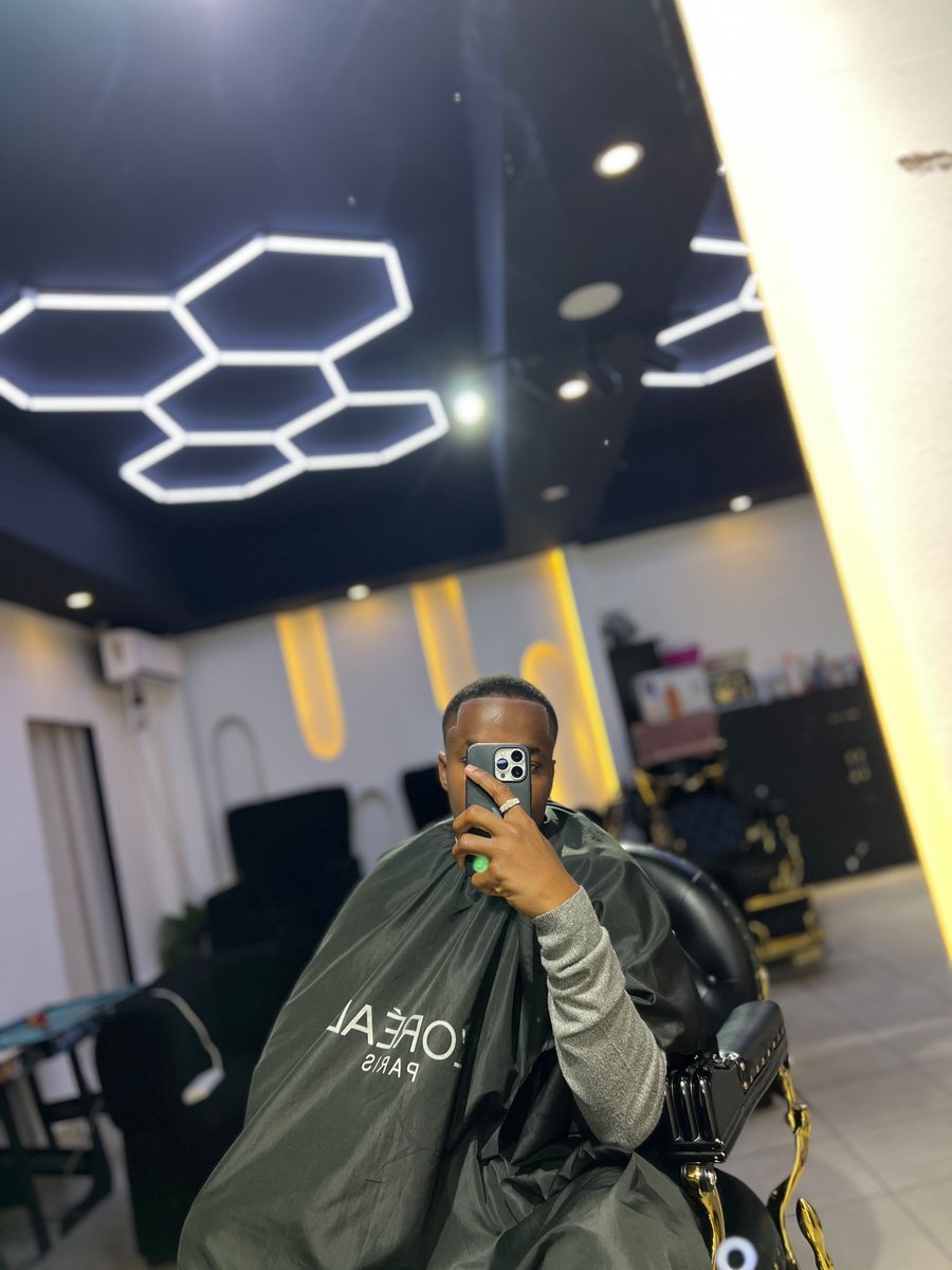 jacebisozzi's tweet photo. A clean shave is all we need. https://t.co/2BLUxYVXgo