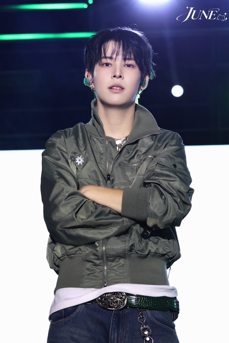 JUNEDIT0325's tweet photo. 20261001 성균관

좋아..

#wayfboys #웨이프보이즈 #JUNMYEONG #준명 https://t.co/TtnPcEH7YC