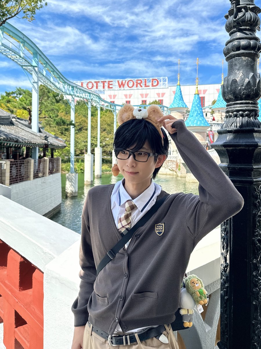 naruki_paragon's tweet photo. メガネの日。メガネのアイドル。
#眼鏡の日 https://t.co/AiHEhueShJ