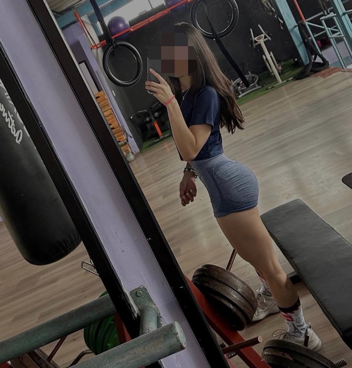 KrisLaloNewSW's tweet photo. 🖤 Adivinen en qué gym ando🙊 pista: norte de Mérida 🌸🤷🏻‍♀️ https://t.co/JoxmLq4B3c