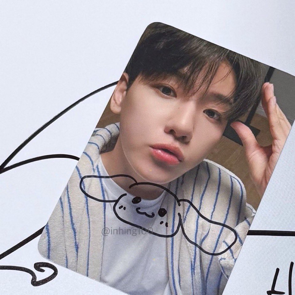 baekhyunee_yaa's tweet photo. 진짜백현오빠그림재능충이다 https://t.co/zfdXYxU5kh