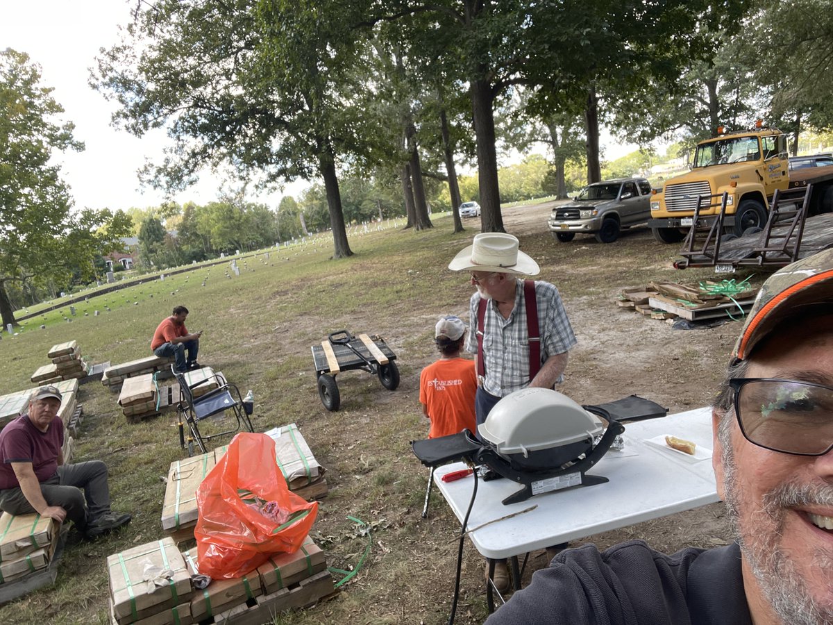HanoverDragoons's tweet photo. Over the past 3 days (9/28-9/30) we've been at Oakwood Cemetery installing headstones with the Virginia Division, Sons of Confederate Veterans Oakwood Committee and area camp volunteers.  32 new Confederate soldier headstones have been installed since Monday.  We work hard but do take time to enjoy some hamburgers and hotdogs at lunchtime.