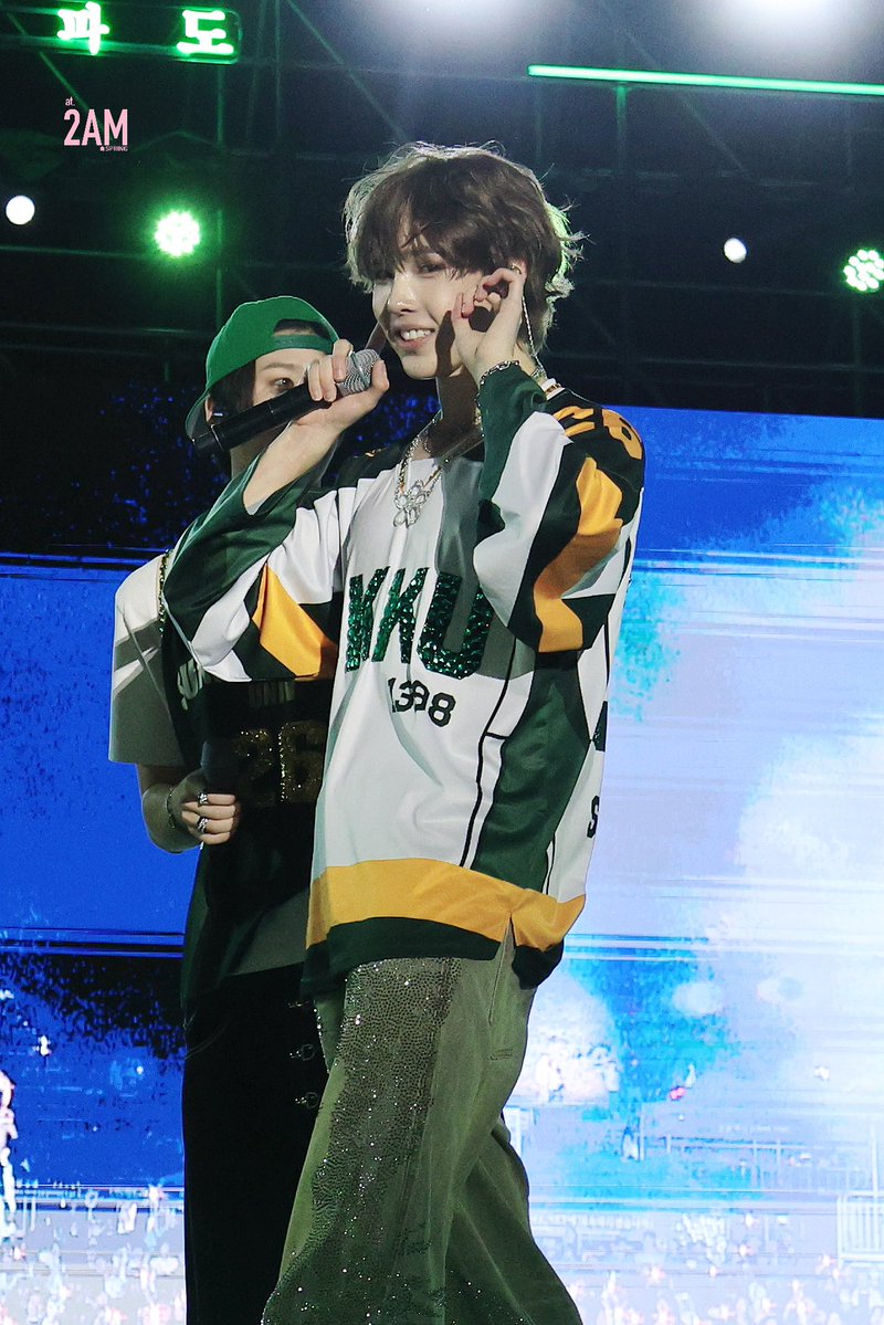 at2am_spring's tweet photo. 261001 성대

#wayfboys #웨이프보이즈
#anderson  #앤더슨 https://t.co/qDzm5e7yjP