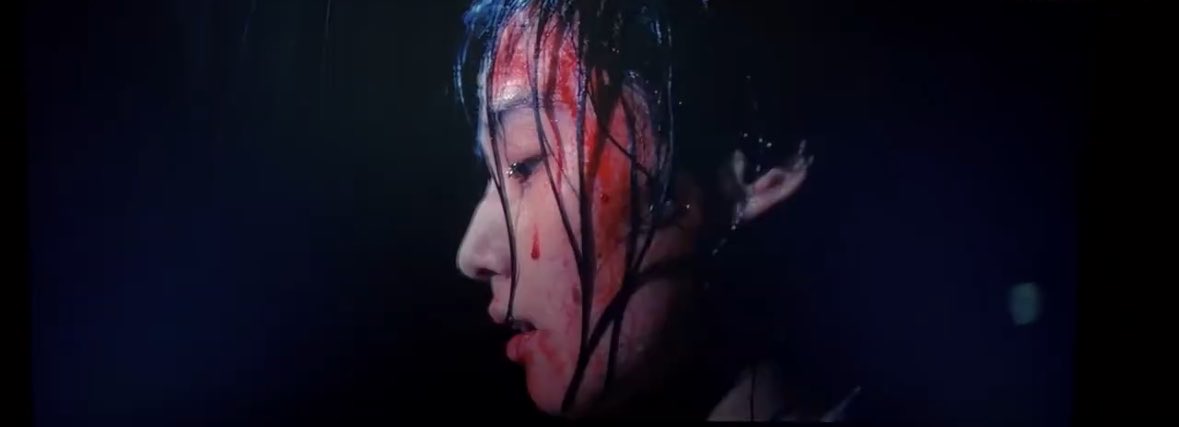 pjxdali's tweet photo. the blood looking like a tear drop 🧎‍♀️ https://t.co/0jU2LfvGpz