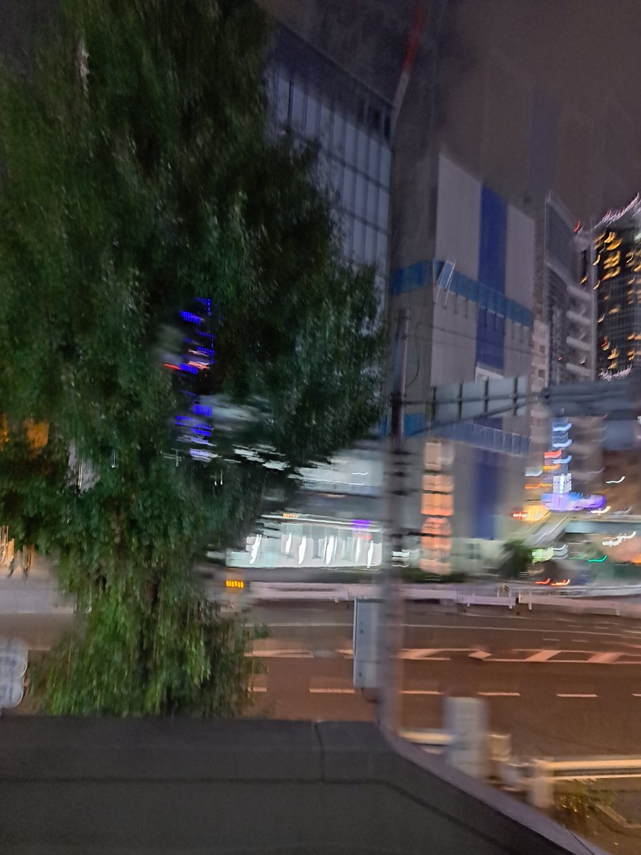 iwphtd's tweet photo. #閉館自習室部 https://t.co/AX9eoEdVbF