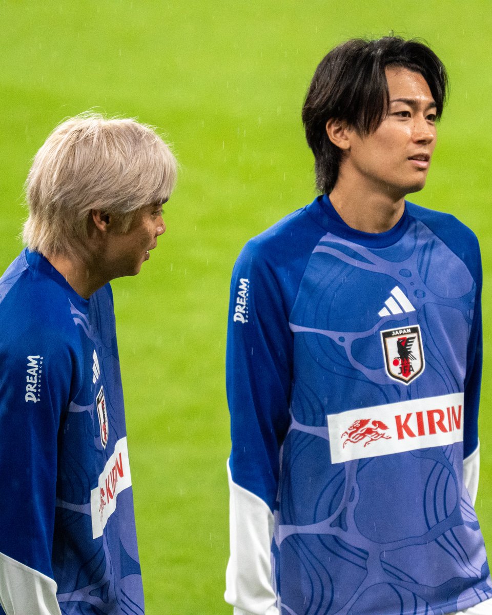 HACHI5211710542's tweet photo. もう
ずっと2人
代表にいてくれませんか

中村敬斗選手がもう目が純也さん好きいうてますもん
というかお互いに

 #中村敬斗
 #伊東純也
 #サッカー日本代表
 #SAMURAIブルー
 #サムライブルー
 #ハッピーセット https://t.co/rUnZ04dhXb