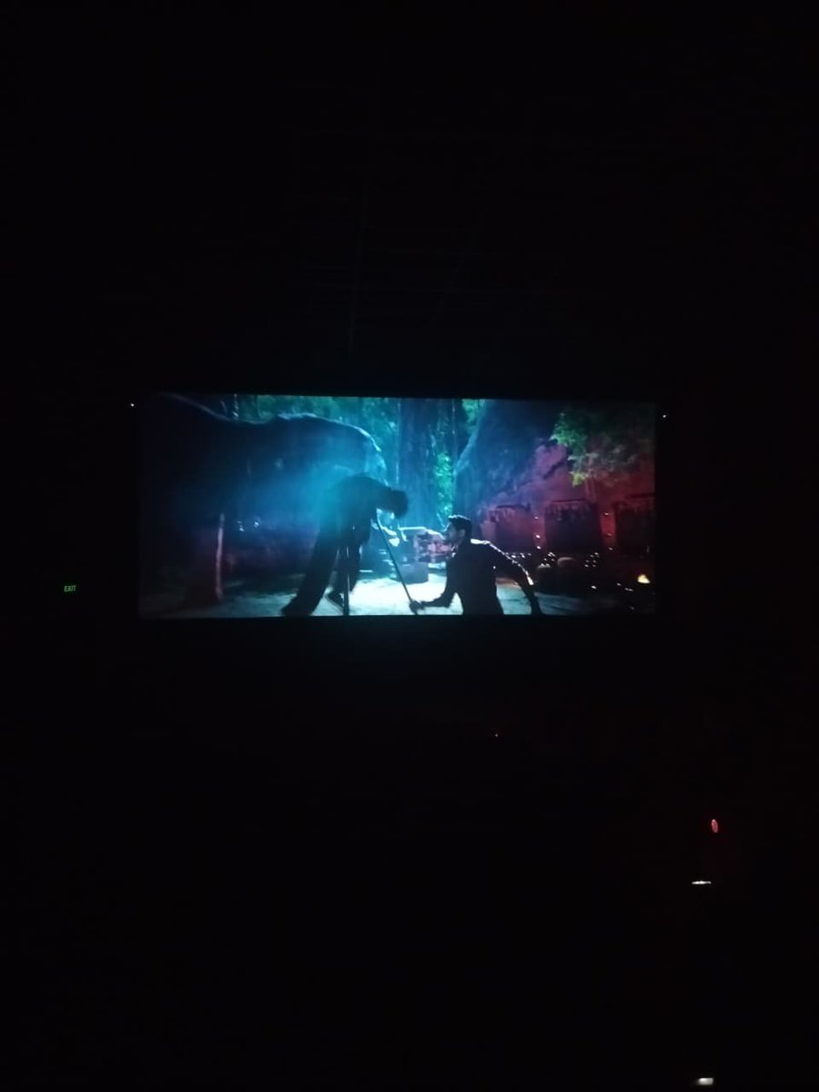 AshaantSagar's tweet photo. That Trishul fight was crazyyy 🔱 @sidmalhotra went full power there #TheVvaan https://t.co/9Nf4yuVOjw