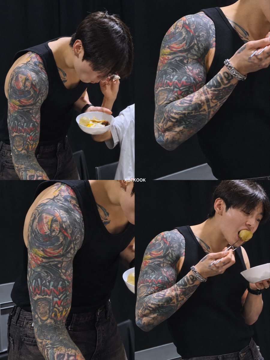 archivesofkook's tweet photo. I'm a big fan of jungkook's tattoo sleeve https://t.co/JwofIm7kLy