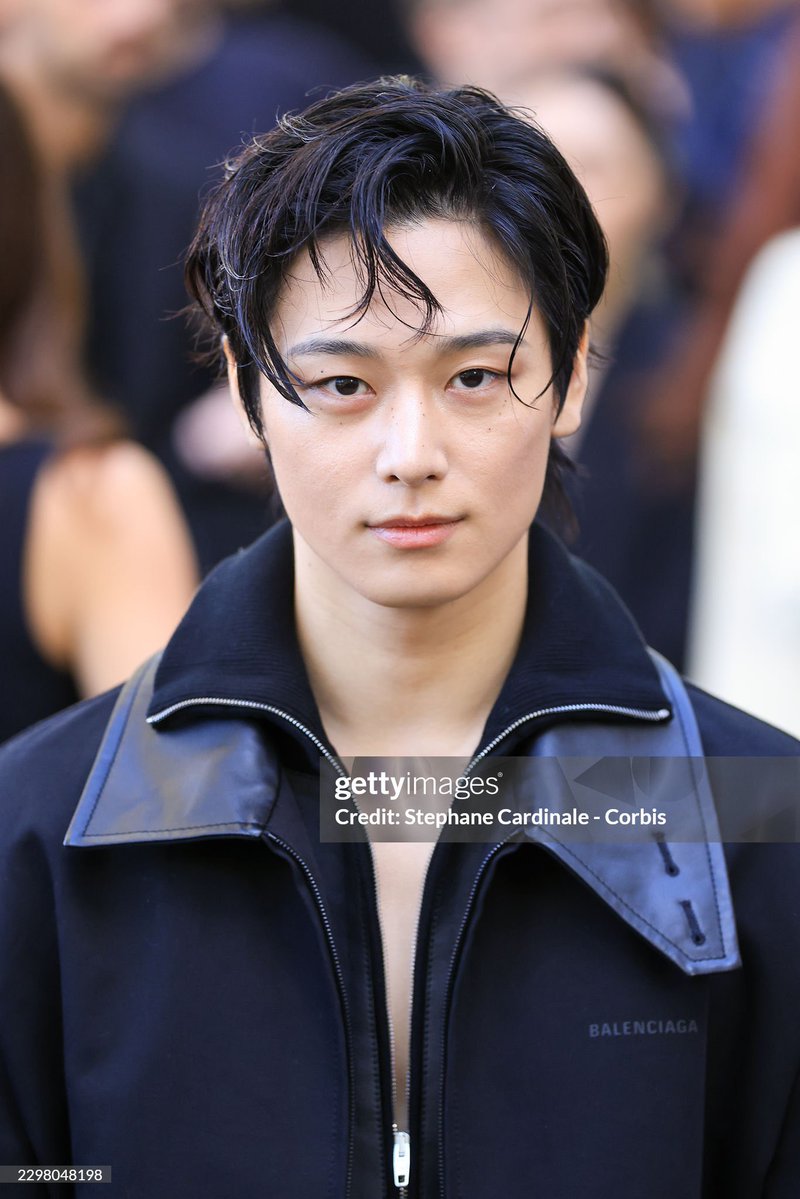 leejycat's tweet photo. 파리 패션위크 발렌시아가 쇼 게티 이미지 #주연

Balenciaga Summer 27 Collection
JUYEON FOR BALENCIAGA PFW
#JUYEONxBalenciaga #JUYEON https://t.co/1wHAvXBvUK
