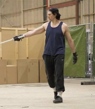ForeverReylo_'s tweet photo. September 30th                 October 1st https://t.co/gl81i5rDNj