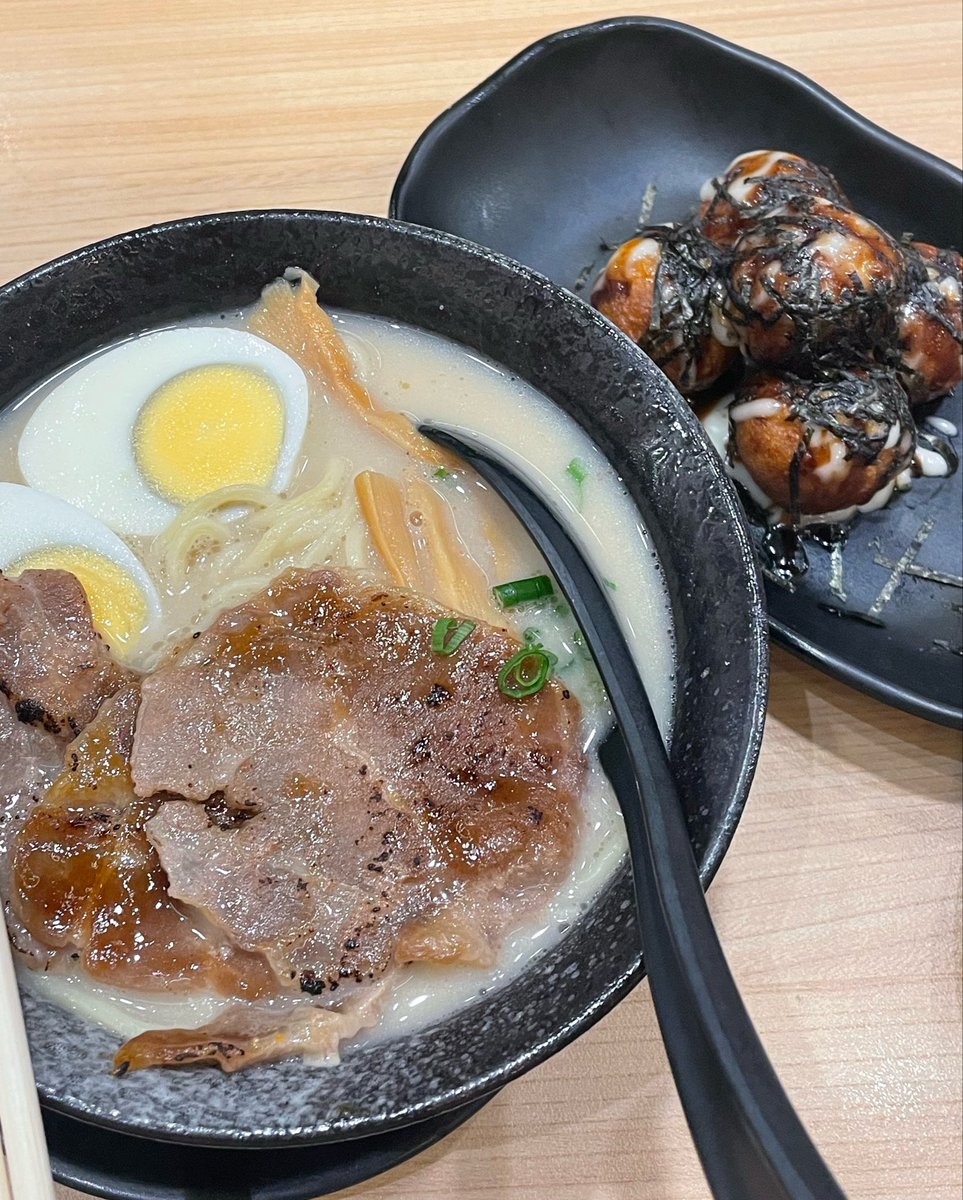 Milkmoodnc's tweet photo. 🤤 https://t.co/e27NbCeqRB