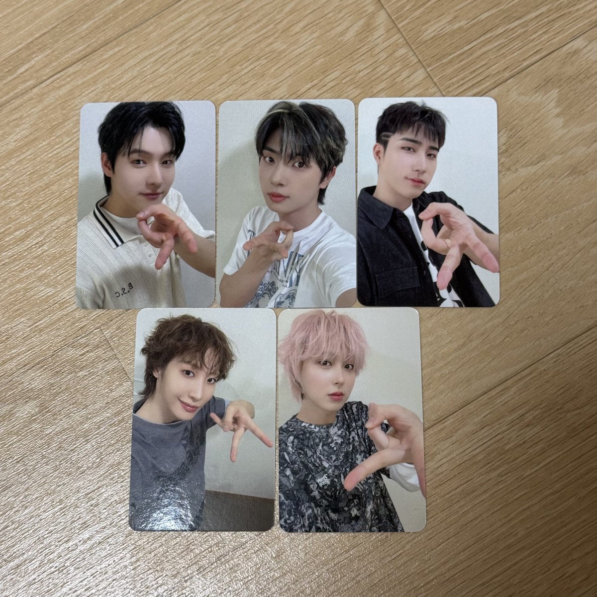 ydooo111's tweet photo. 원위 260711 사운드웨이브 대면 미공포 장당 0.7에 양도해요 옾챗주세요!

https://t.co/xvPqk3HSXh

ㅅㅊㅇ 원위 기억책 별 데모 미공포 판매 양도 용훈 강현 현구 하린 동명 키아 기욱 미공개포카 플래닛나인 보이저 미로 메이즈 관람차 이카루스 시나리오 https://t.co/KeQkdZpDJD