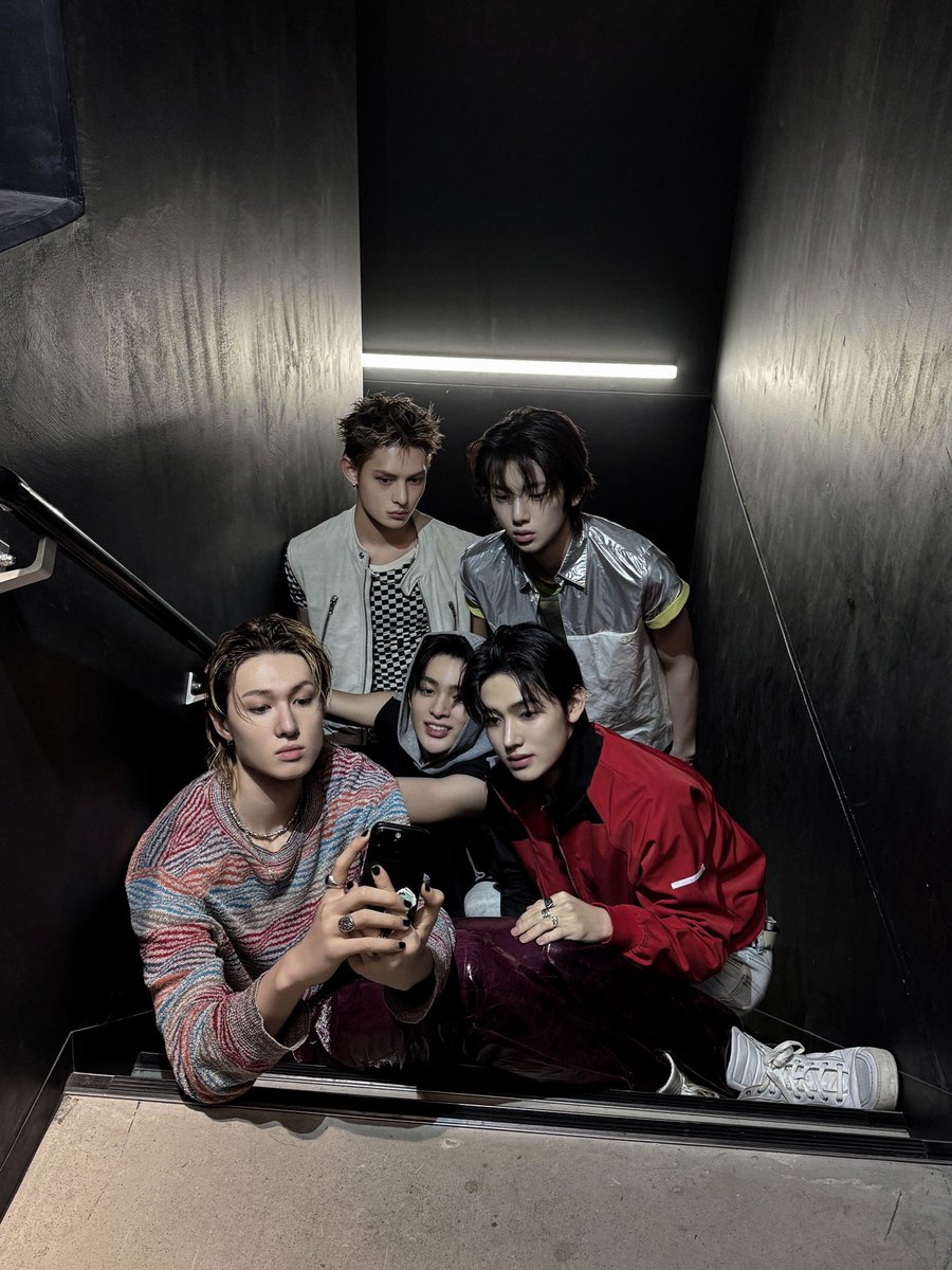 Edwarps tweet picture