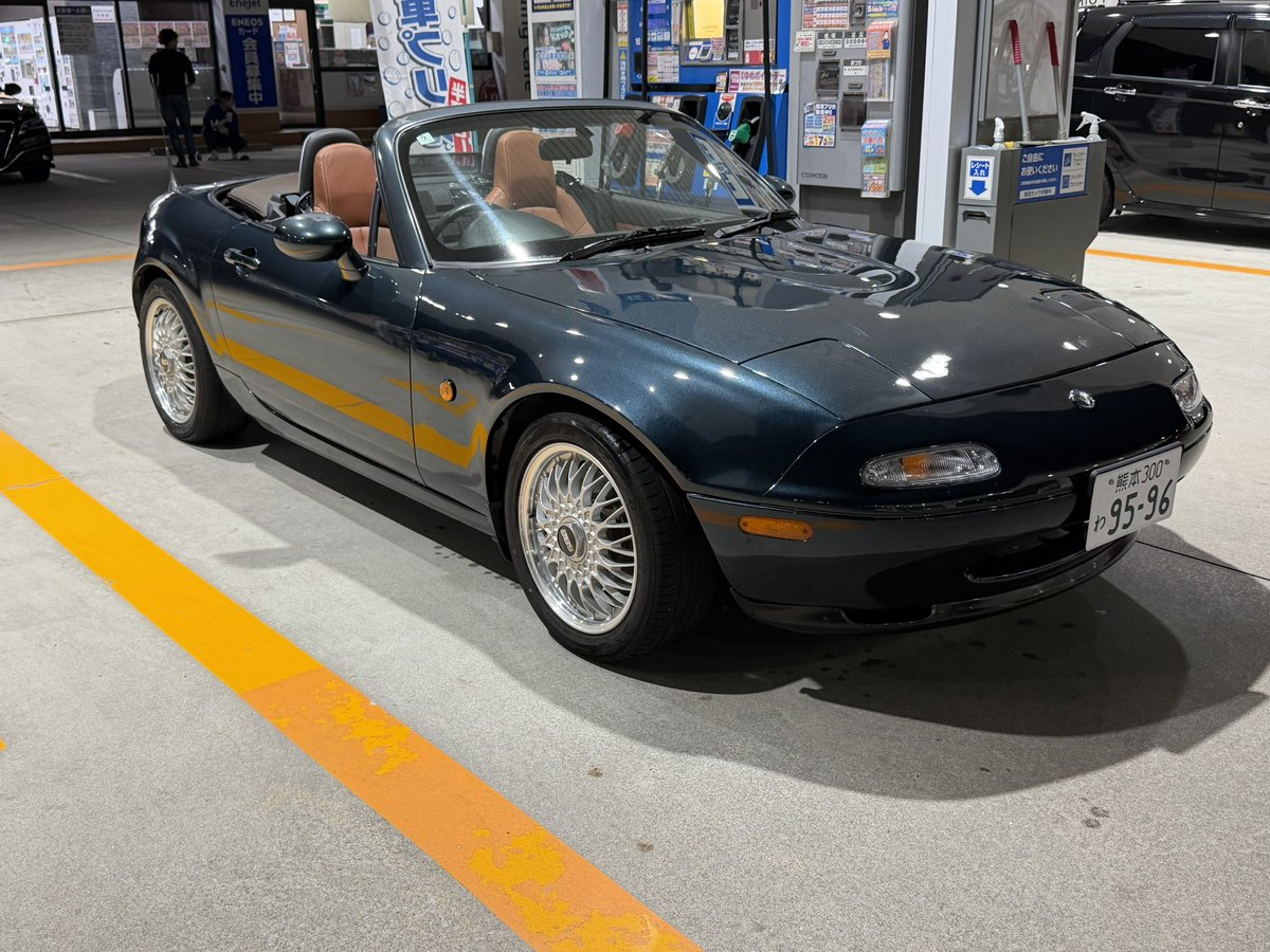 AD_Racing23's tweet photo. 洗車しました。

やっと積み込みできます。 https://t.co/czMLIHFv4v