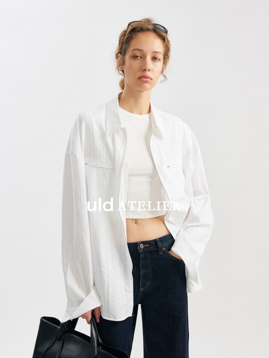 oldlaundry_mag's tweet photo. 落ちたショルダーラインにコットンの素朴な風合いが流れます。
🔍 ULD
✦ Cotton Full-Zip Overshirt
🛒 ¥17,082
🔗 https://t.co/Oqb7PgzGhu
#oldlaundry_mag #uld #oldlaundry #レディースファッション #デザイナーズブランド https://t.co/hyXgum84Nv