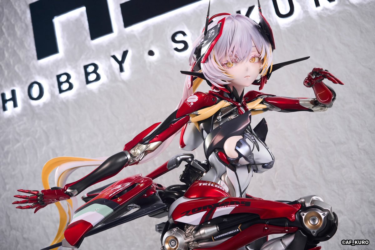 Hobbysakura's tweet photo. 🚨超重大発表🚨

――まさかの、1/1スケール。

Hobby Sakura × Skin Studioが贈る
AF_KURO先生 @llcabR18 オリジナル作品
◤少女発動機 OV-R200 “Warped circle”◢

原型制作：LESLyzerosix

この度、圧巻の1/1スケールフィギュアとして登場！

🔥2026上海WFにて実物展示！
📍Hobby Sakuraブース【W5-A18】
📅10.3-10.4

写真では伝えきれない圧倒的な存在感を、ぜひ会場でご覧ください！

#HobbySakura新商品公開 #少女発動機