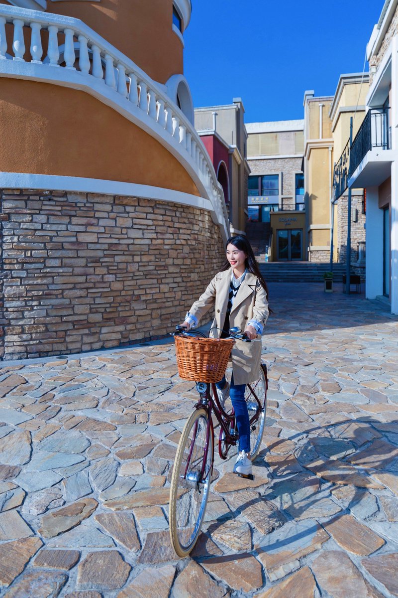 BlazePoleg2lu's tweet photo. Just wrapped a quick morning trip to the neighborhood coffee shop on my vintage bike—great way to beat the weekday rush! https://t.co/TgOqOzGupR