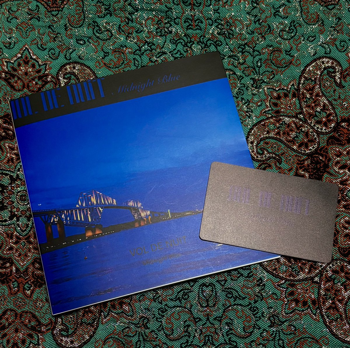 voldenuit531's tweet photo. 【VOL DE NUIT早期サポーターの皆さまへ】
お待たせしております未発表曲＆オケ��読みもの集ですが、配布直前のPC都合によりもう少しお時間いただく事となりました💻😭
お待たせしてしまい、大変申し訳ございませんが復旧次第、皆さまへ配布できるようにいたします🙇🏻‍♂️
#VOLDENUIT
#MidnightBlue https://t.co/WJafWZFhSe