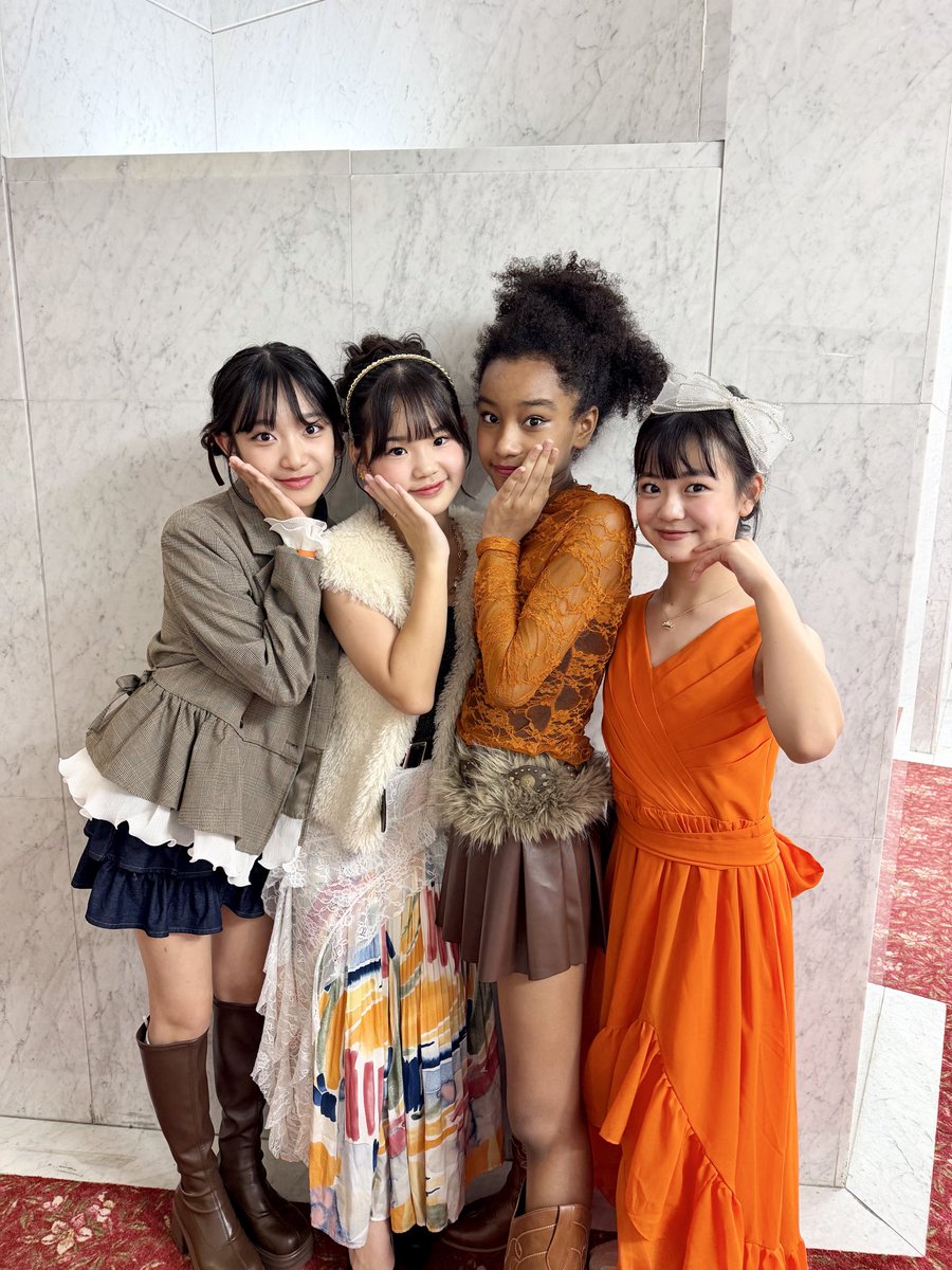 himari061515's tweet photo. #view
#viewstage

#ファッションショー
#ショーモデル

今回も楽しかったよ💖 https://t.co/Ie10lRmbd3