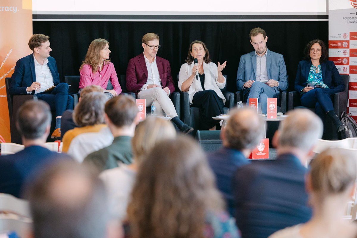 FEPS_Europe's tweet photo. 💰🔴 WATCH: At the #PolicyConference 2026, the 1st panel discusses how the EU can implement more ambitious spending and financing of priorities via resources outside of the EU budget. 
https://t.co/p33ZhChD1B

This session discusses these instruments and the role of the #EuropeanCompetitivenessFund in coordinating them. This new, ambitious design should serve both money mobilisation purposes and the fostering of a sustainable and sovereign EU economy. 🇪🇺

"Beyond the EU budget: innovative public investment instruments for sustainability and innovation scale-up" includes speakers:
👉 @MattEcke, MEP, S&D
👉 @LudovicVoet, Confederal Secretary, @etuc_ces 
👉Anna Krzyzanowska, Adviser, Startups and Scale-ups, DG RTD, European Commission
👉Dora Piroska, Associate Professor, Central European University
👉 Anna Kolesnichenko @a_kolesn, Policy Analyst, Economy, FEPS
👉 Jonathan Schnock, Policy Officer Economic & Digital Policy, Social Europe, FES 

🤝 By FEPS, in partnership with @FESJustClimate, @FES_Europa, @etuc_ces, @industriAll_EU and Solidar