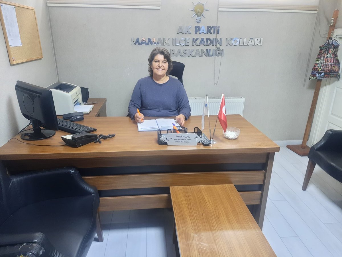 akkadinmamak's tweet photo. 📍İlçe Başkanlığımızda Bugün
(1 Ekim Perşembe⏰️11:00/16:00
Nöbetçimiz Yönetim Kurulu Üyemiz  Mutlu Satıcı

📝İstek ve Taleplerinizi Dinlemek İçin Sizleri Bekliyoruz.
@tugbaercan
@ayselkocakakgul
@ilknurhzl_61
@akkadinankara
@akkadinmamak
@osmanengindalbasti https://t.co/aj1mNnjb2Q
