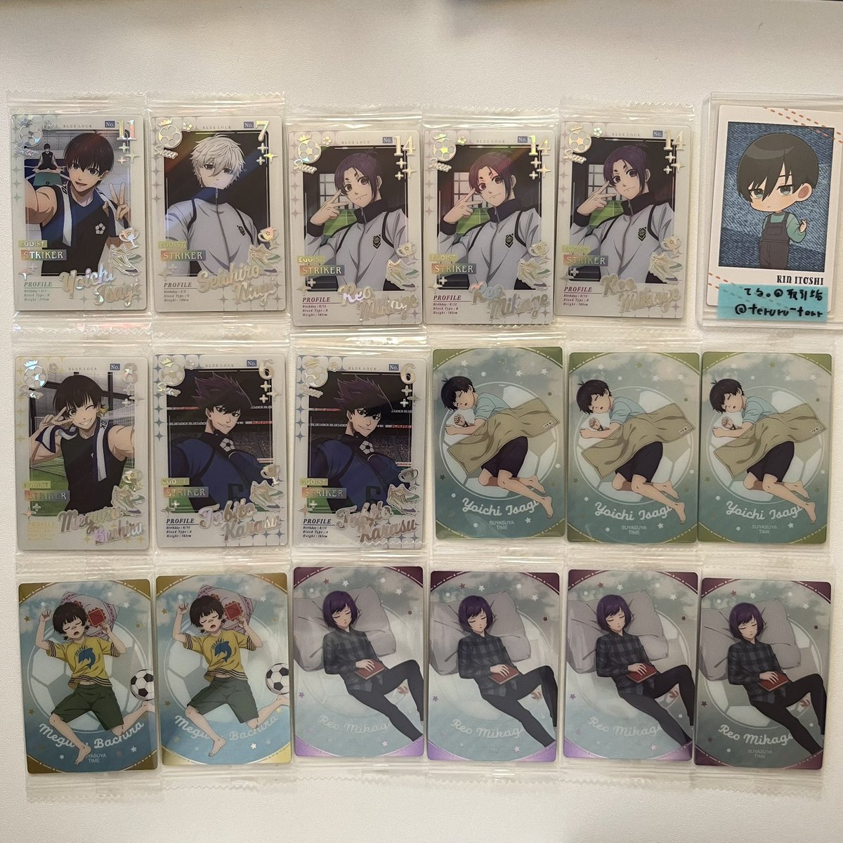 teruru_torr's tweet photo. ブルーロック ブルロ ウエハース 交換

譲 潔、蜂楽、凪、玲王、烏、乙夜、雪宮、士道、閃堂、清羅、二子、蟻生、七星、馬狼、雷市、久遠

求 シークレット、幼少期凛＞自撮り凛

シークレットが決まるまでお時間を頂きます。条件等ありましたらご提示下さい🙇🏻‍♀️ https://t.co/KSrXT1oXoo