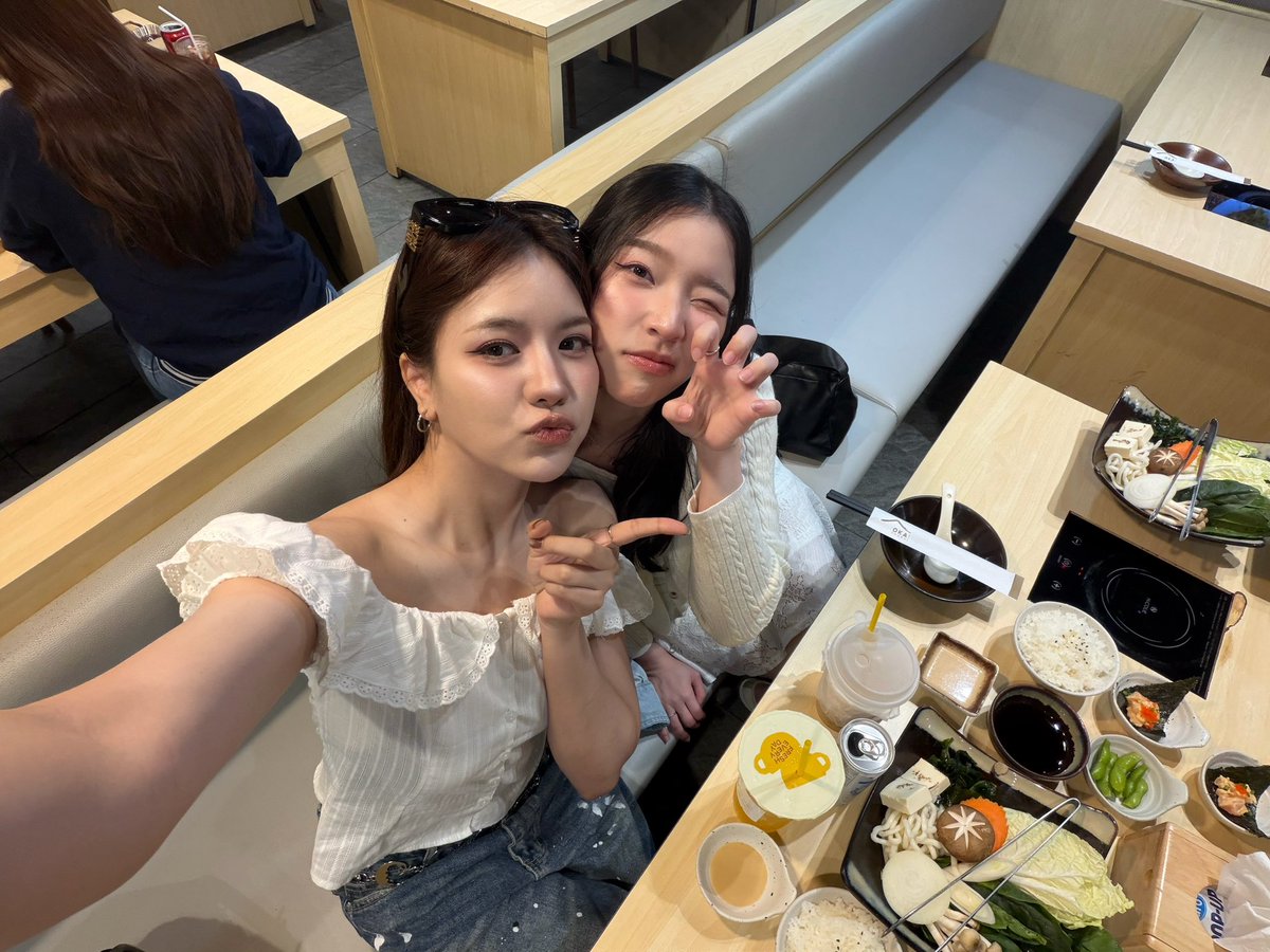 miephat's tweet photo. เมะหวานพร้อมเสิร์ฟ 🍡🍲

#miephat #MieAya #ayaorapan https://t.co/KeGfwSQACl